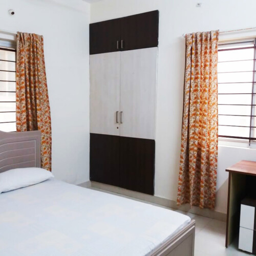 2 BHK Near Spice Garden Marathahalli